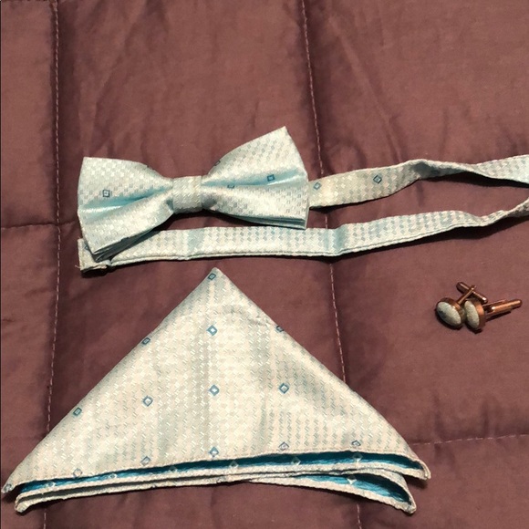 Other - Bow tie. Cuff links and a pocket square
